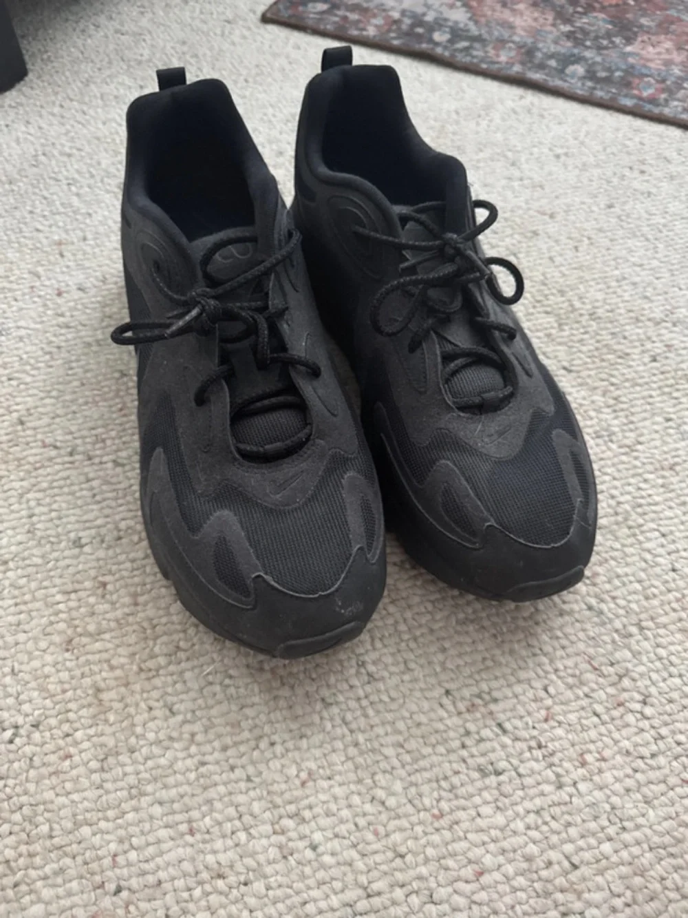 Nike Men's Black Low-Top Sneakers